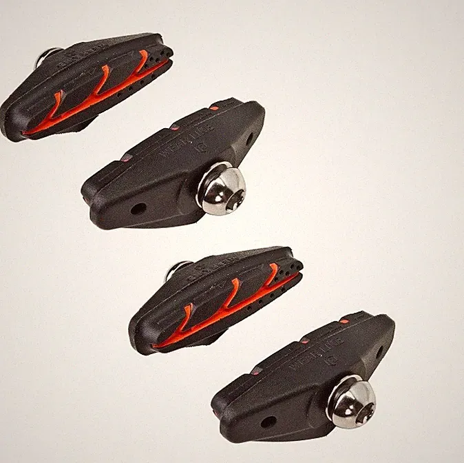 Origin8 Bicycle Sport Road Brake Pads 2 Pair Bolt On Black/Red 50mm Bike Caliper