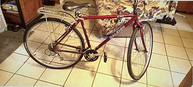 Raliegh C-40 Hybrid Cross Sport Comfort Bicycle